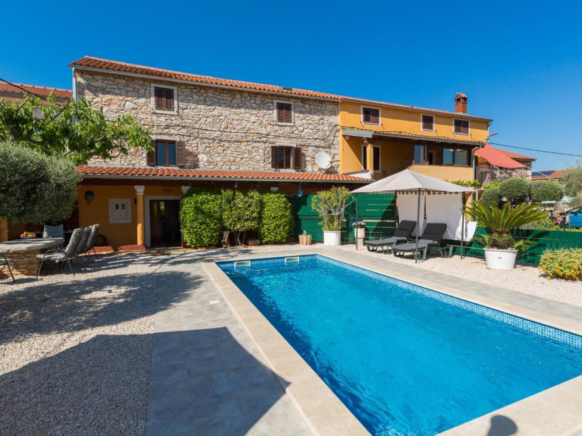 Holiday Home Villa Lucky By Interhome Brtonigla Exterior foto