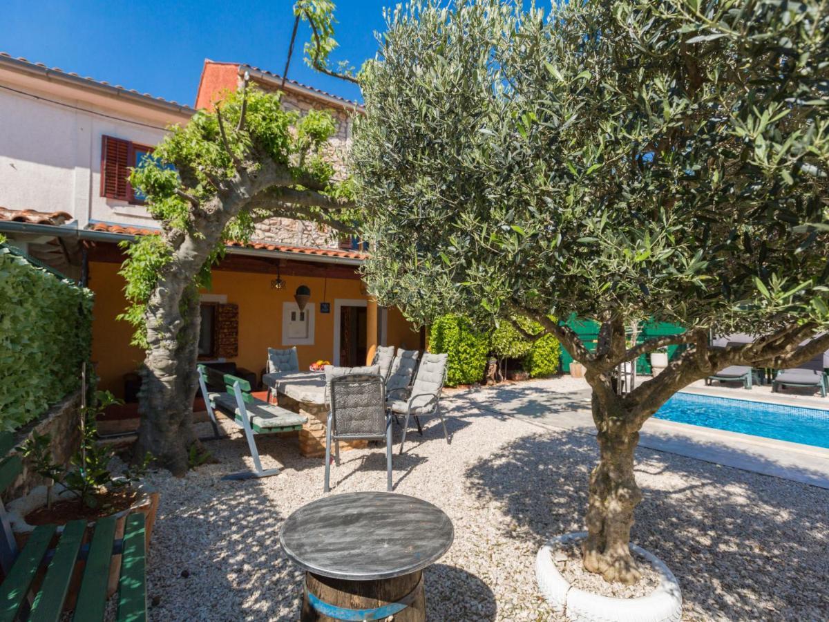 Holiday Home Villa Lucky By Interhome Brtonigla Exterior foto