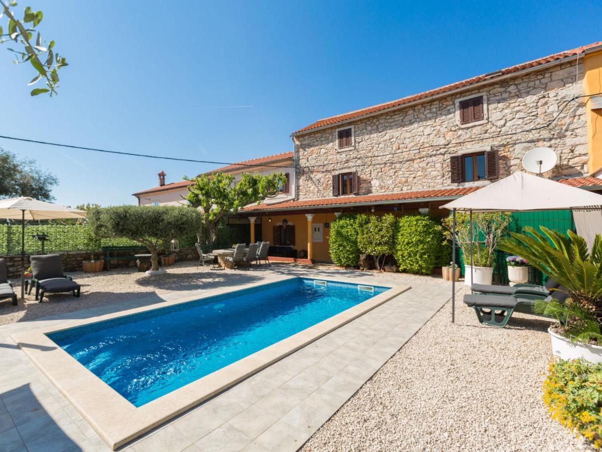 Holiday Home Villa Lucky By Interhome Brtonigla Exterior foto