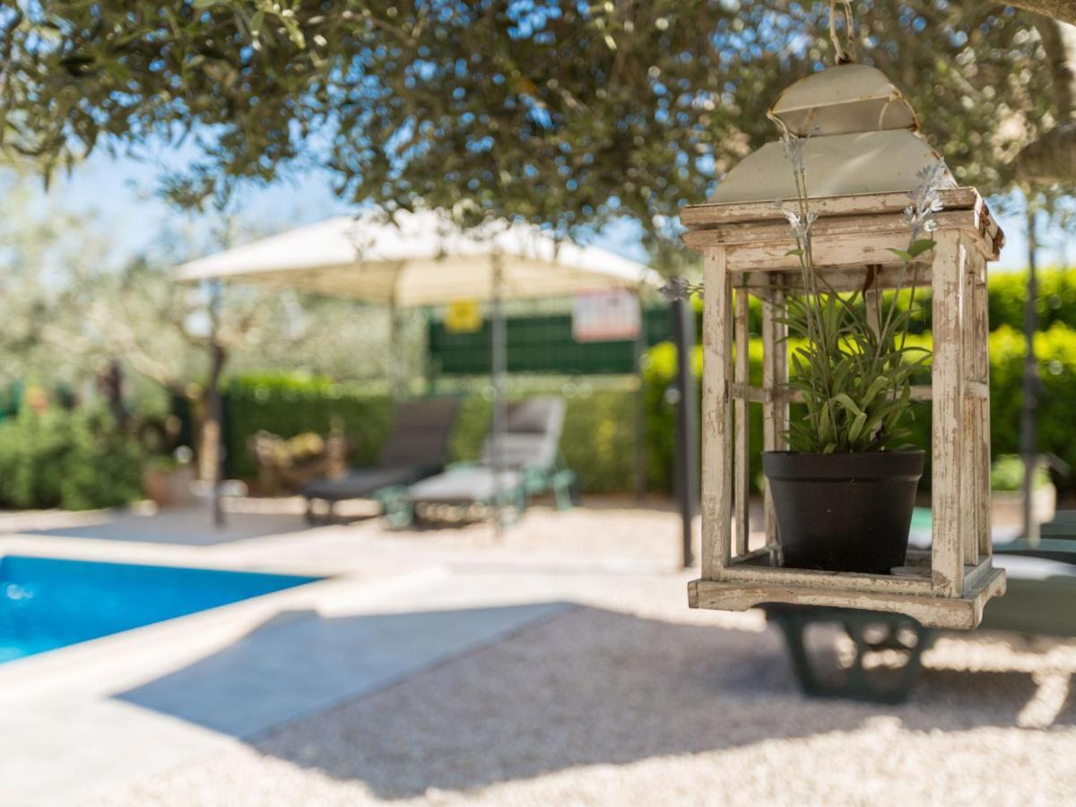 Holiday Home Villa Lucky By Interhome Brtonigla Exterior foto