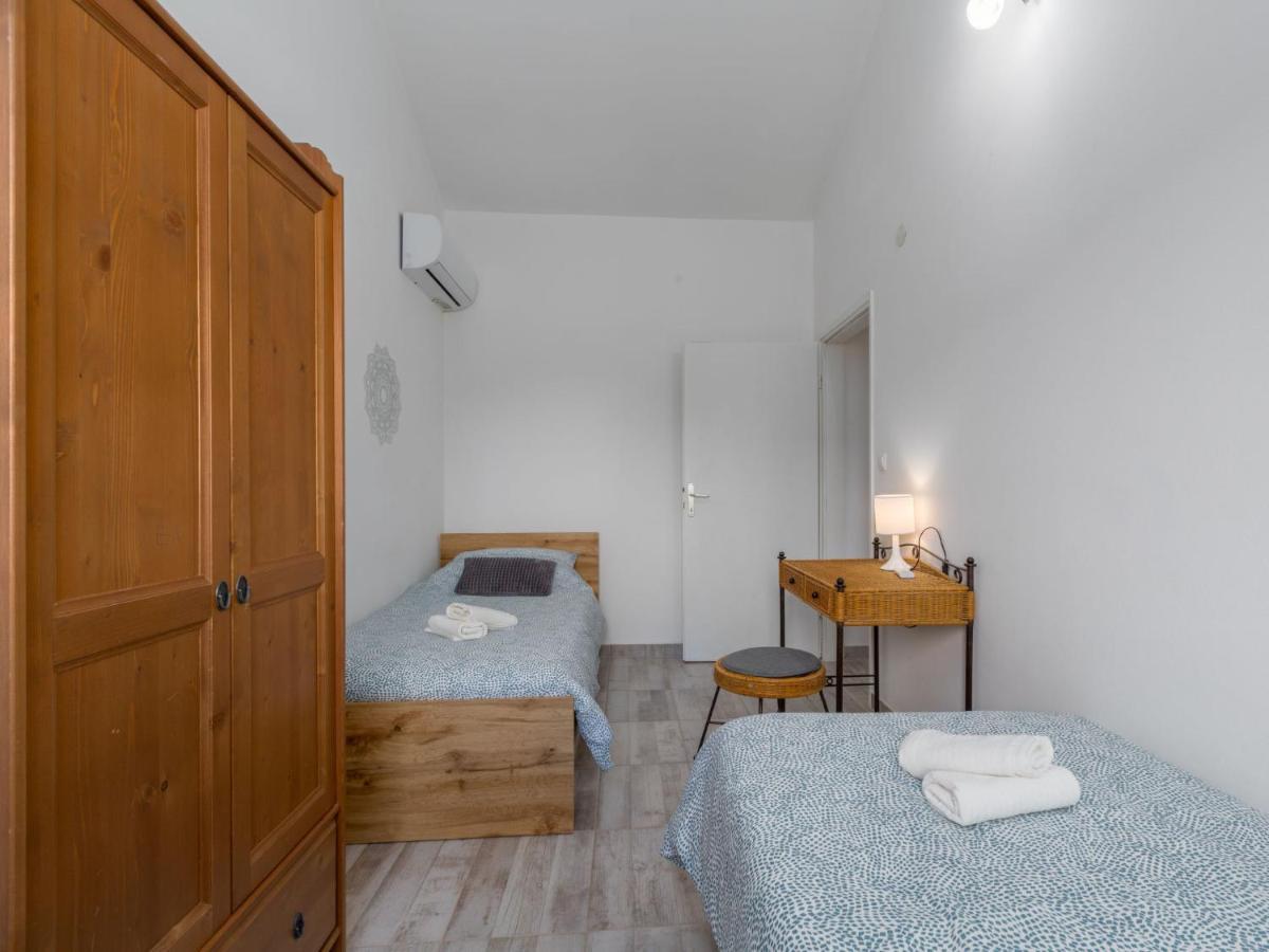 Holiday Home Villa Lucky By Interhome Brtonigla Exterior foto